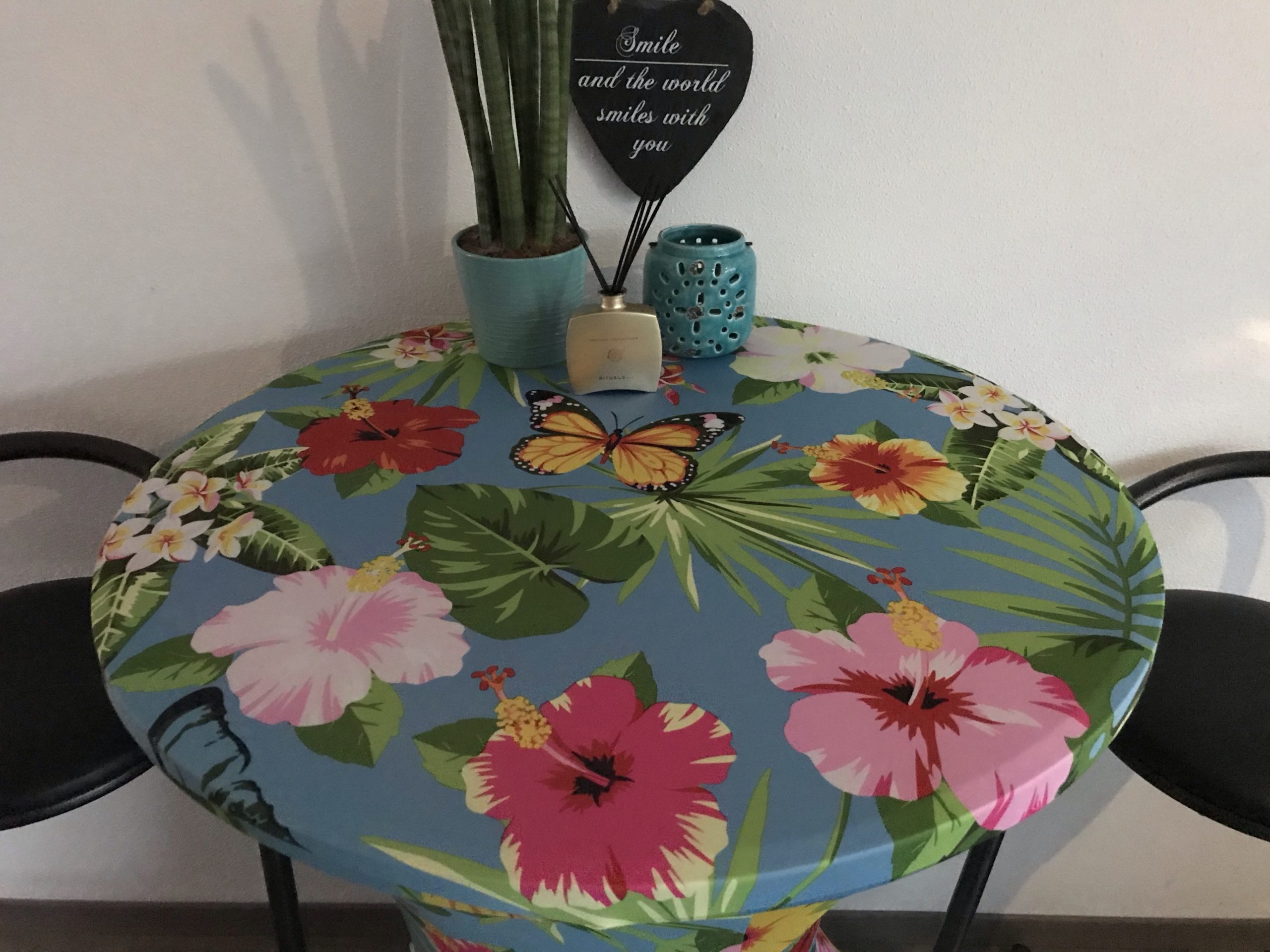 statafel met rok huur Purmerend